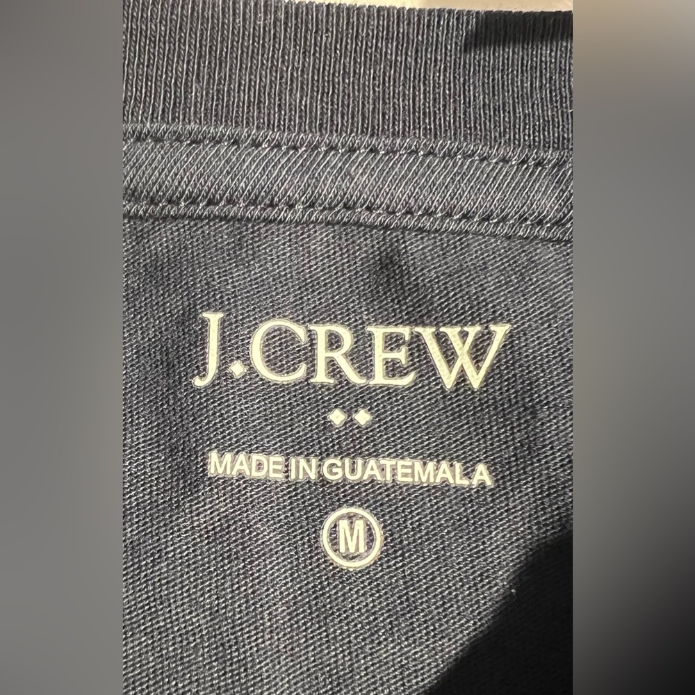 NEW J Crew Christmas T-Shirt Sz Medium Navy Golden Retriever Antlers Graphic Tee - Picture 11 of 12